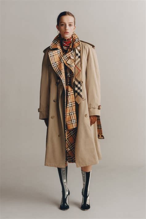 burberry trench coats 1950s plaid|when were trench coats popular.